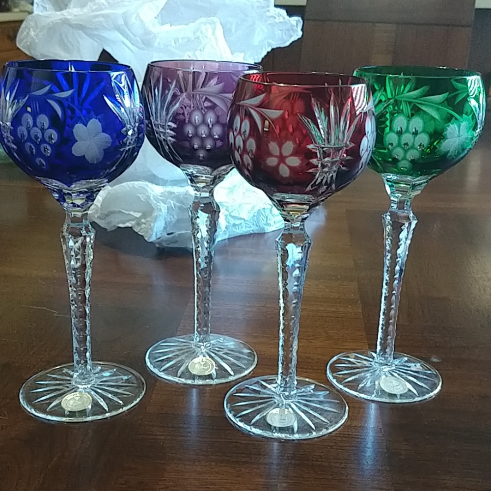Crystal Clear Stemware wine glasses